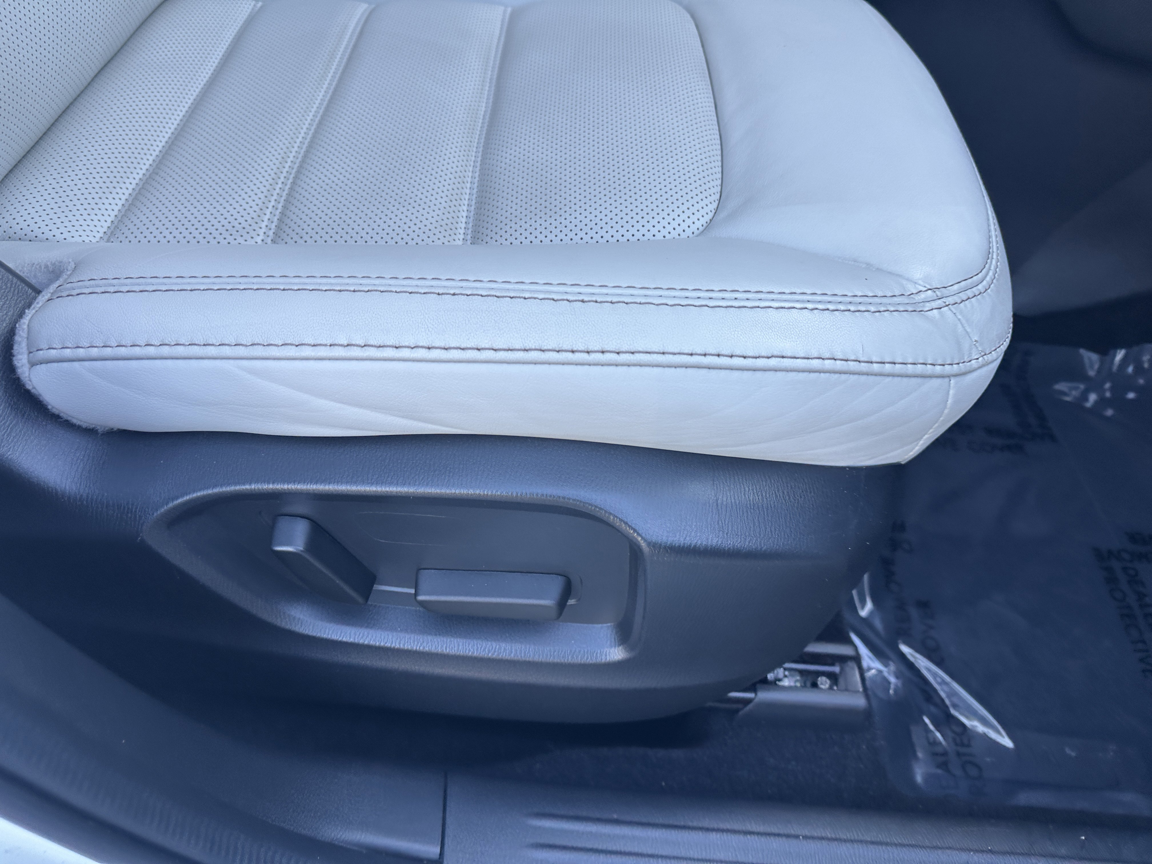 2023 Mazda CX-5 2.5 S Preferred photo 12