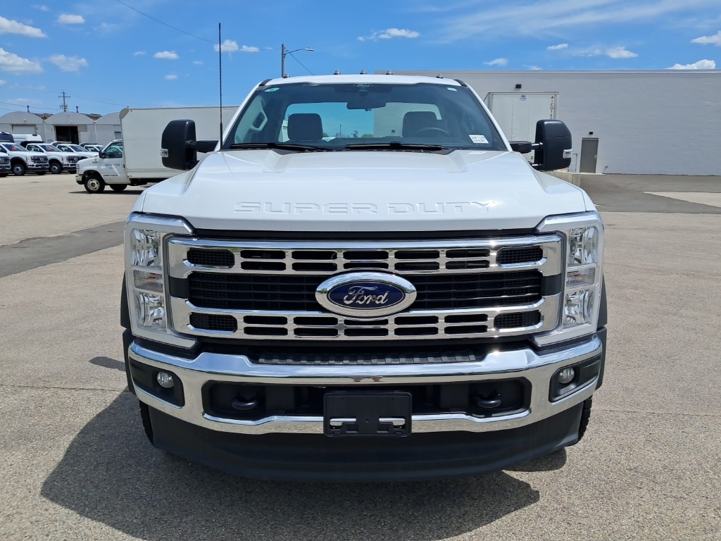 2024 Ford F-550 XL photo 2