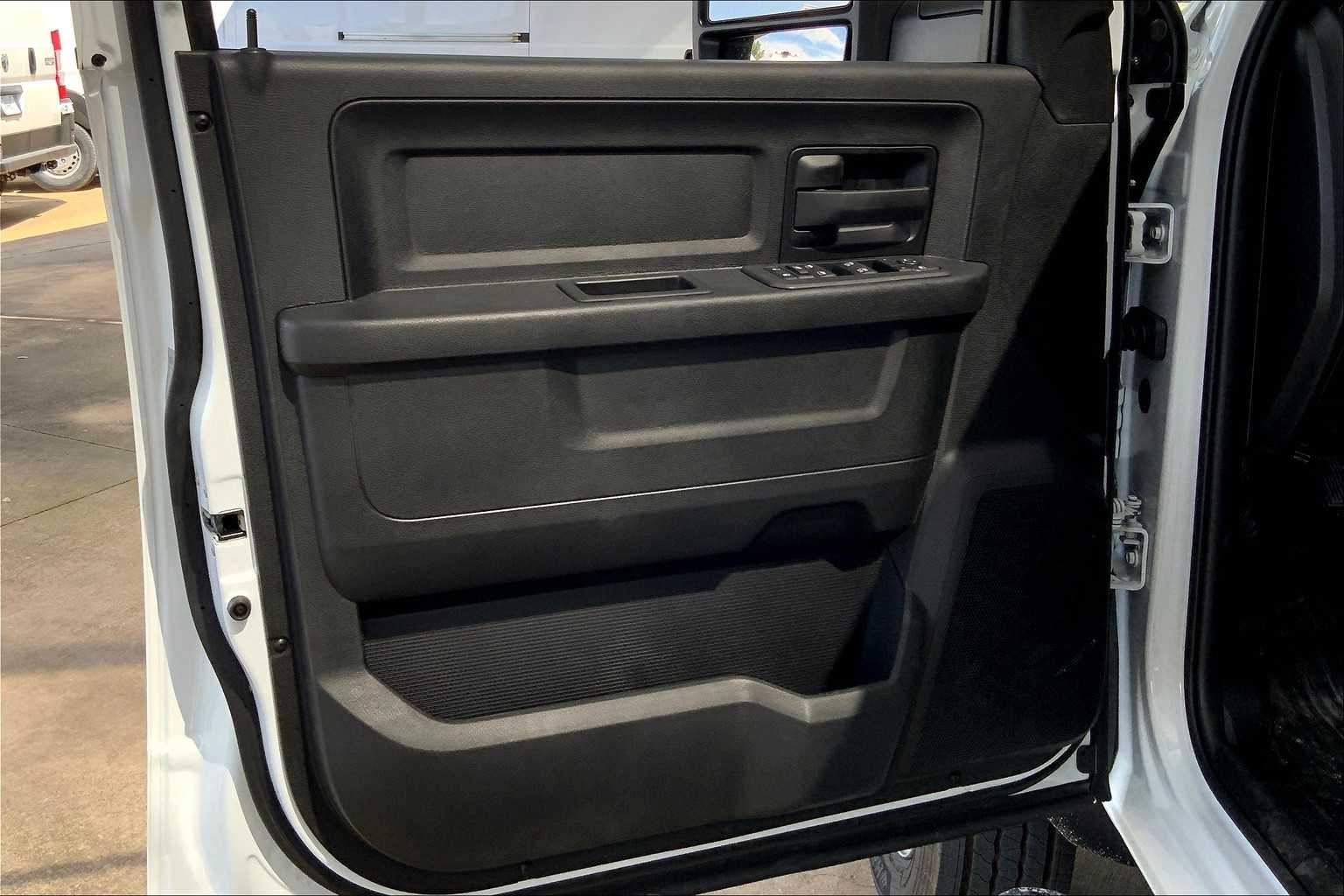 2026 Ram 4500 Tradesman photo 10