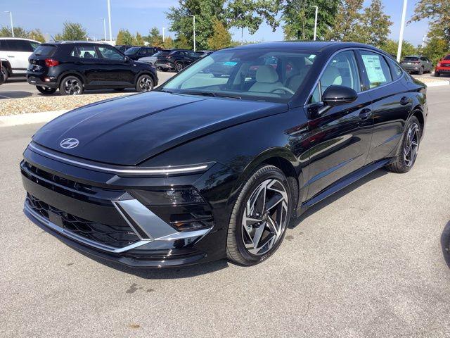 2026 Hyundai Sonata SEL Sport photo 2