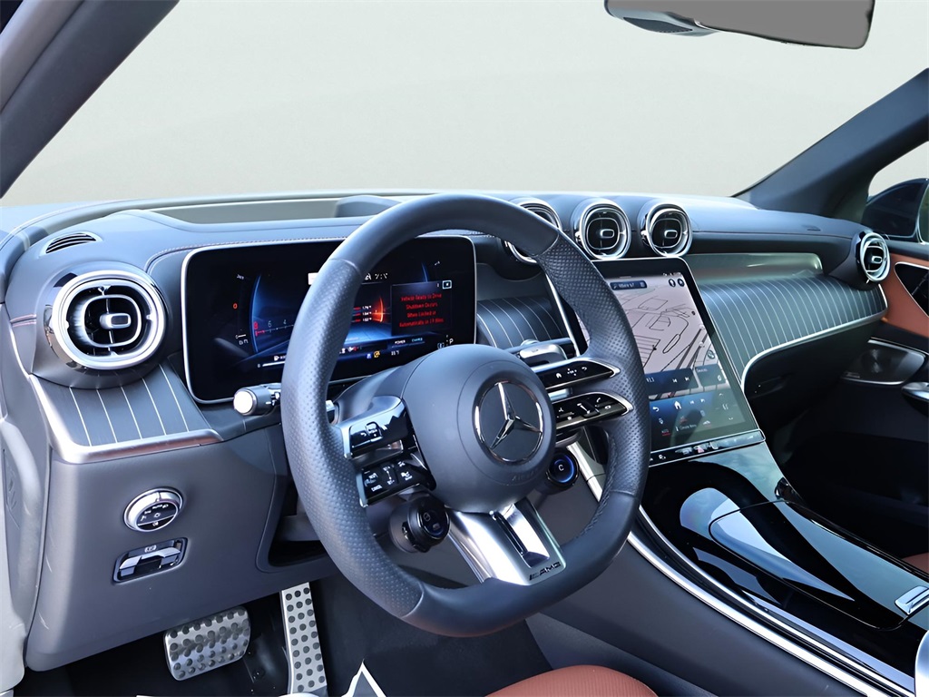 2024 Mercedes Benz GLC 43 AMG 4MATIC photo 18