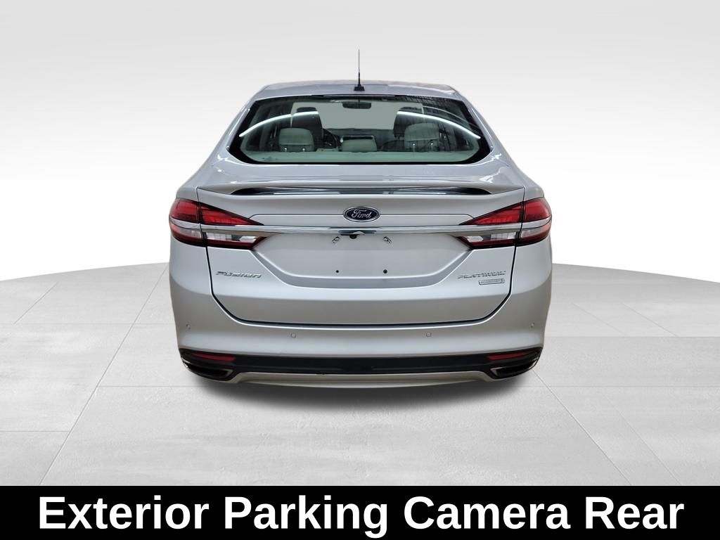 2017 Ford Fusion Platinum photo 5