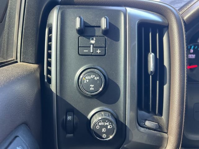 2018 Chevrolet Silverado 1500 LTZ photo 23