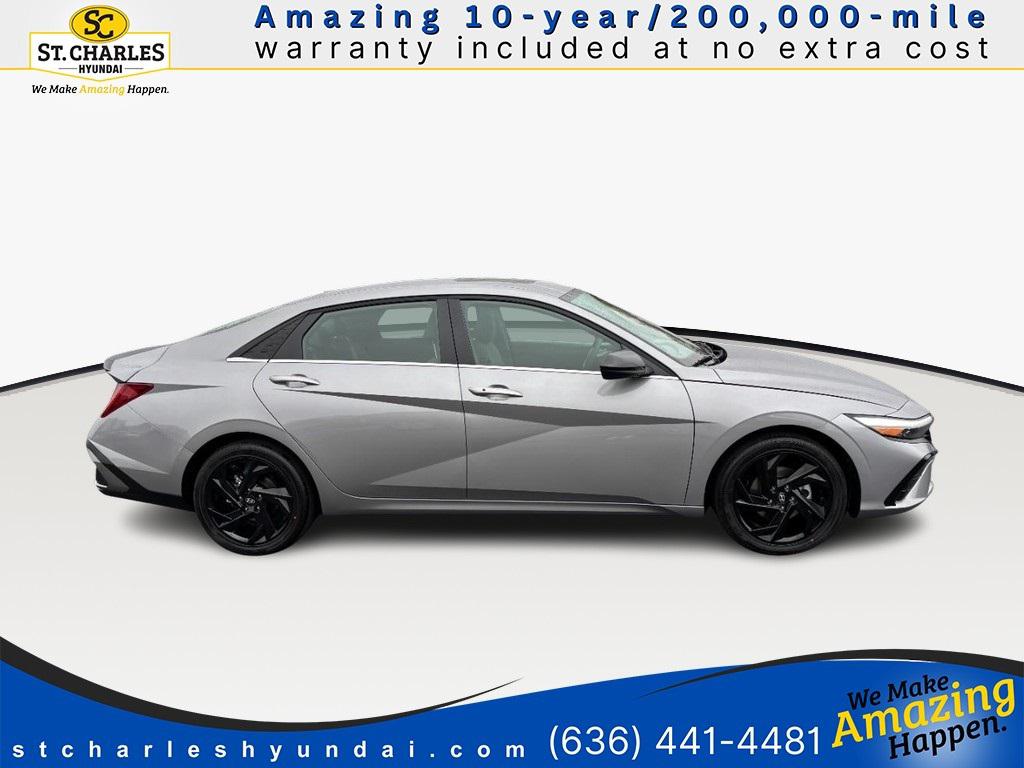 2026 Hyundai Elantra SEL's photo