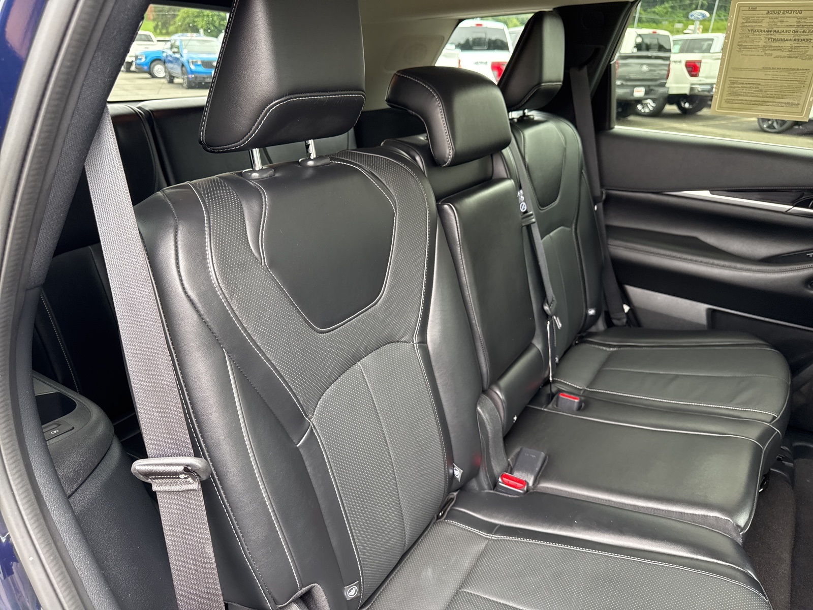 2022 Infiniti QX60 Pure photo 16