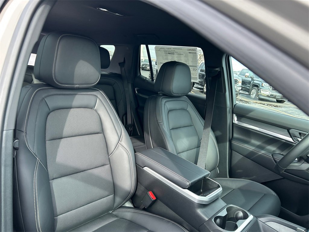 2026 GMC TERRAIN - Image 36