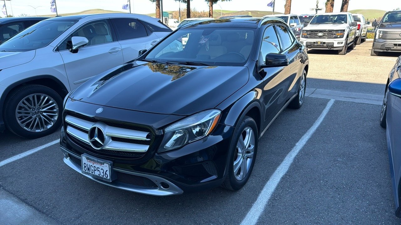 2015 Mercedes-Benz GLA-Class GLA250's photo
