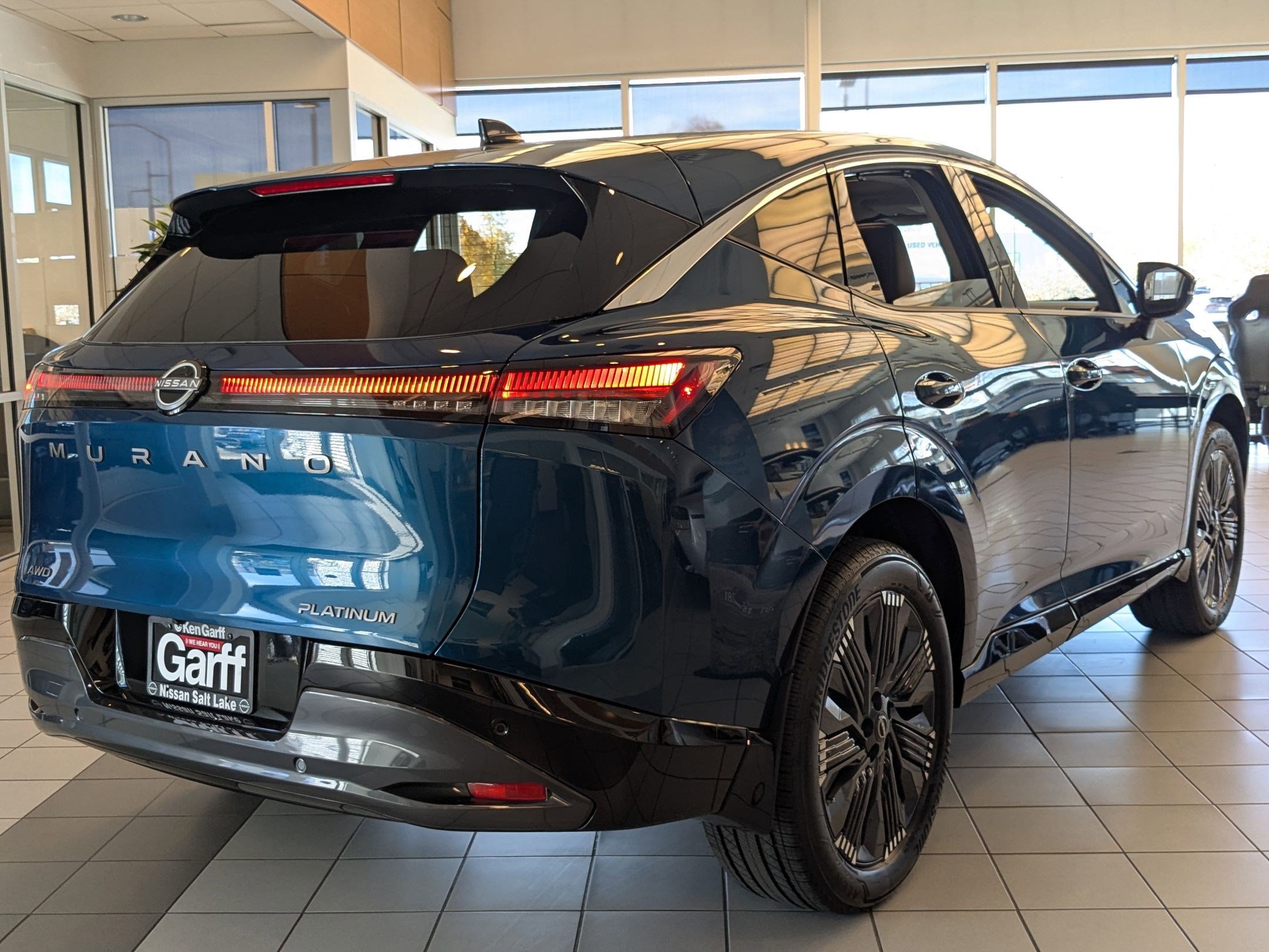 2026 Nissan Murano Platinum photo 3