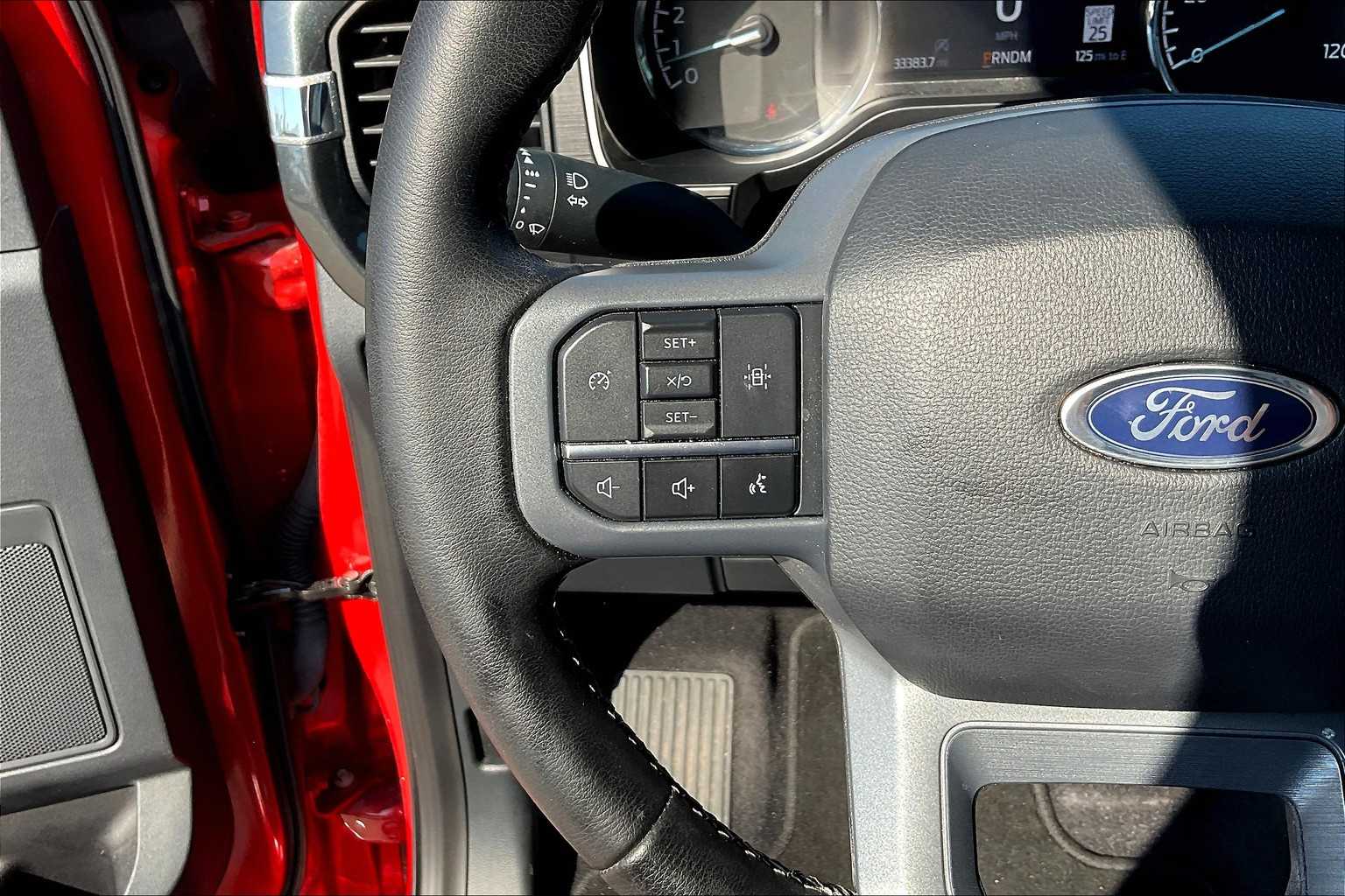 2023 Ford F-150 XLT photo 22