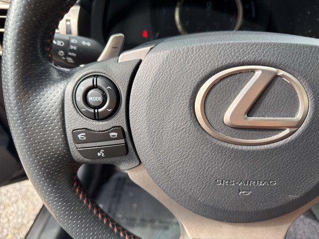 2014 Lexus IS 350 photo 23