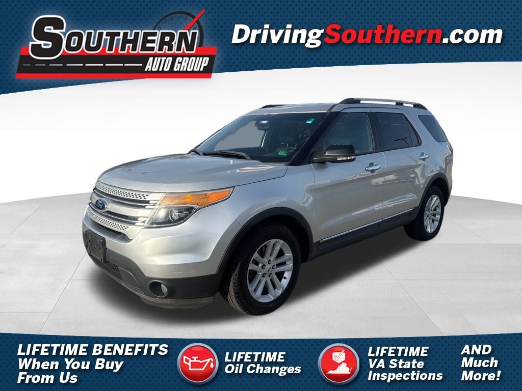 2015 Ford Explorer XLT's photo