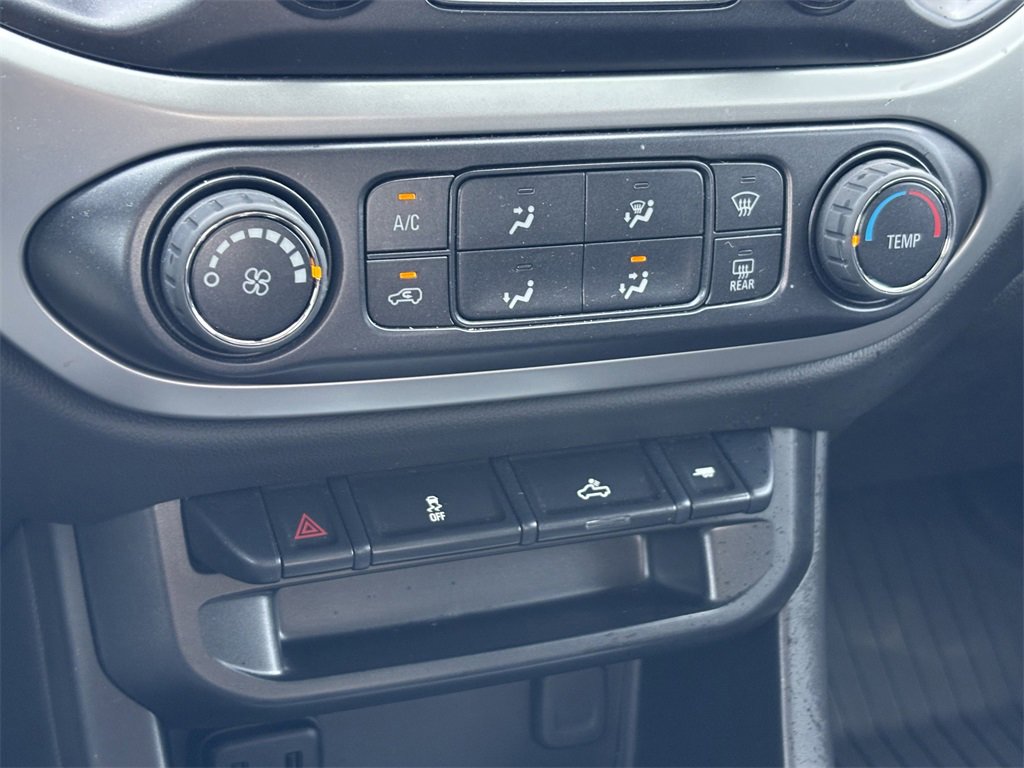 2022 Chevrolet Colorado LT photo 26
