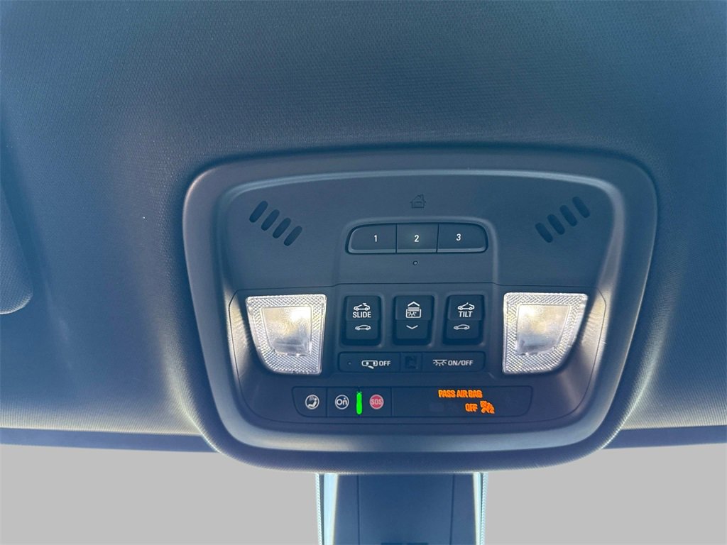 2023 Chevrolet Traverse RS photo 26