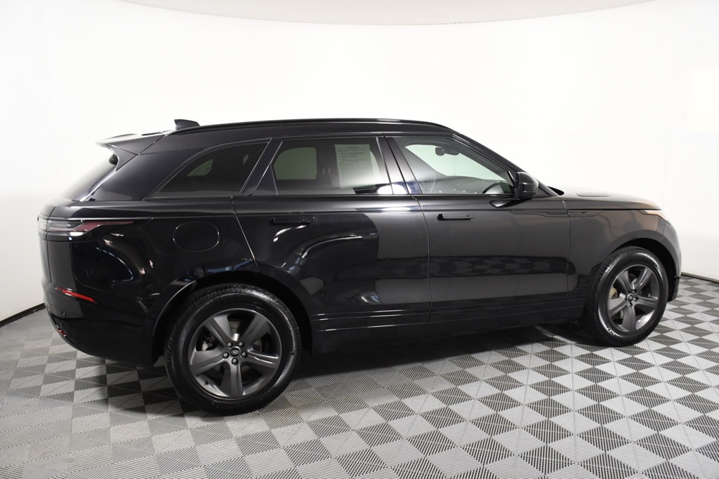 2025 Land Rover Range Rover Velar SE photo 6