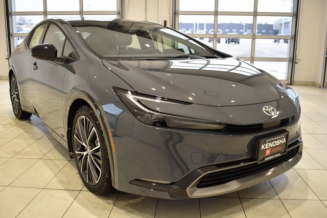 2026 Toyota Prius XLE's photo