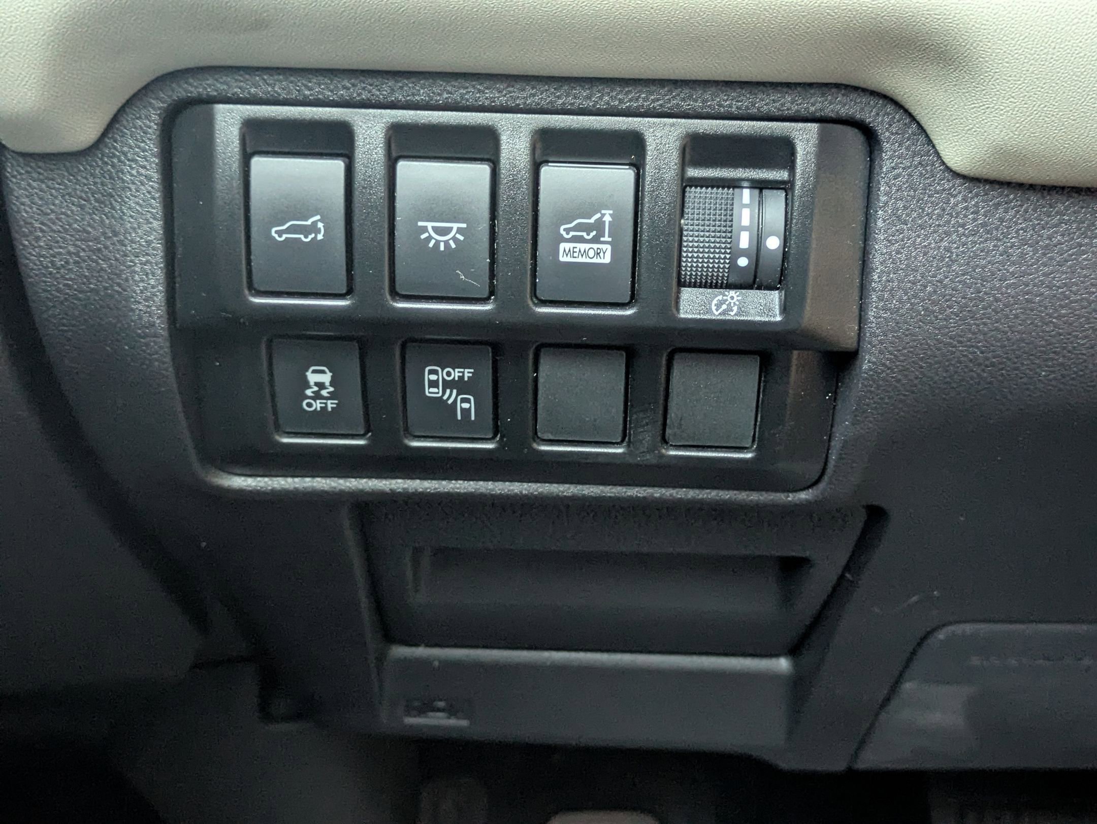 2022 Subaru Ascent Touring photo 20