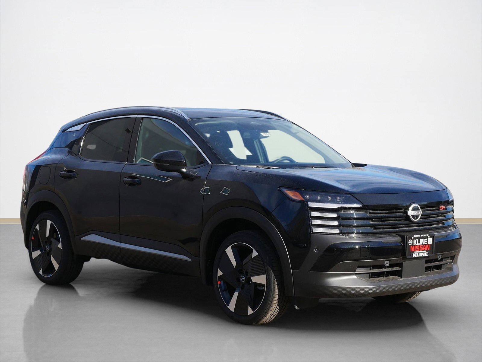 2026 Nissan KICKS SR AWD's photo