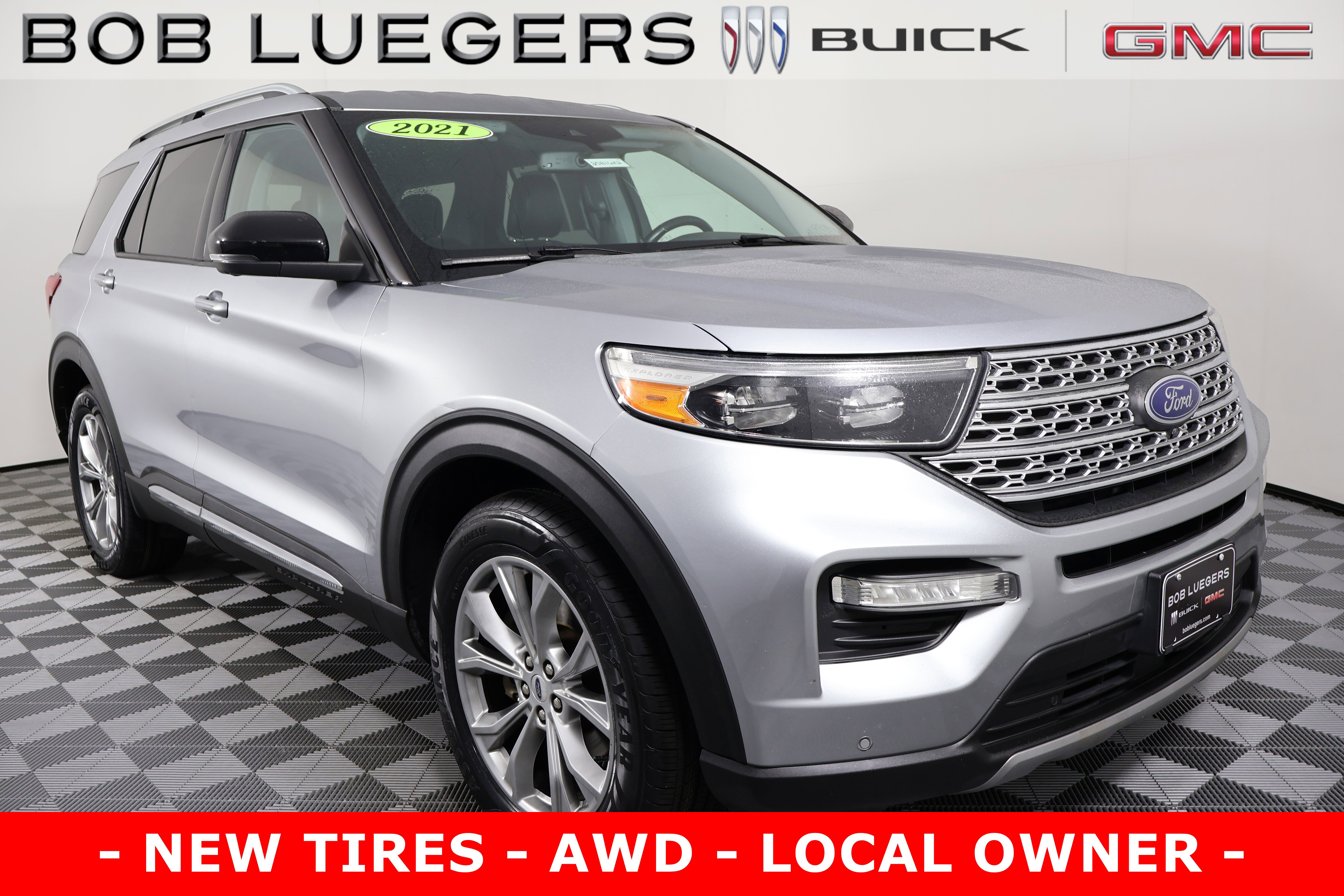 2021 Ford Explorer Limited's photo