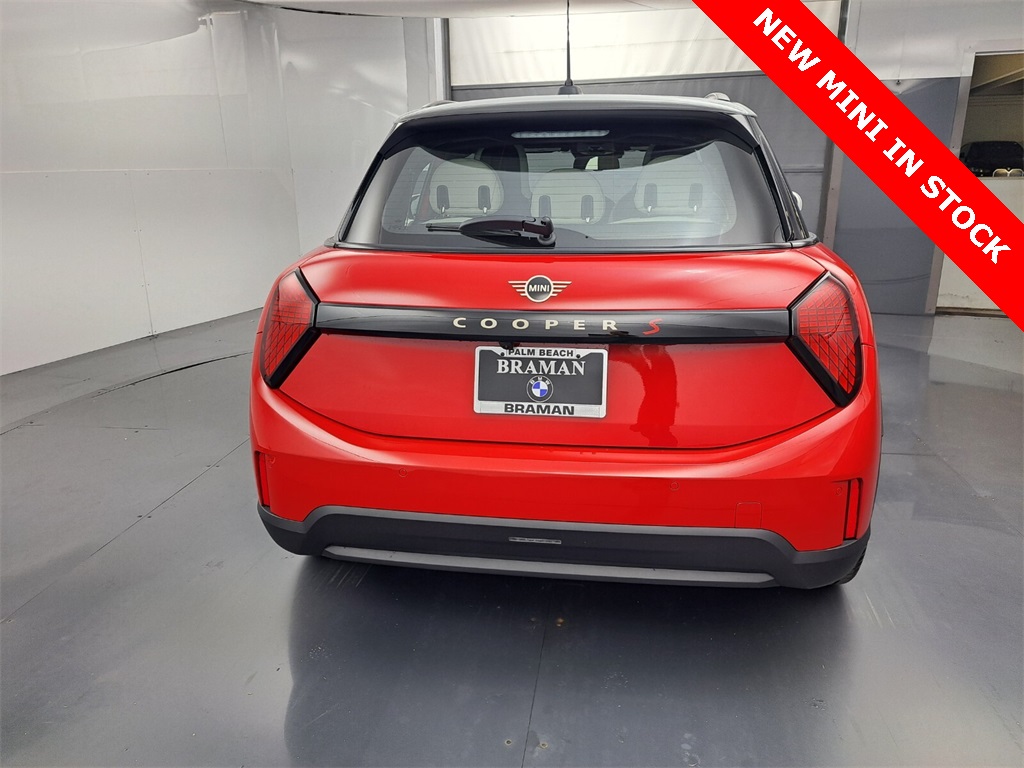 2025 Mini Cooper 4 Door Hardtop Signature photo 4