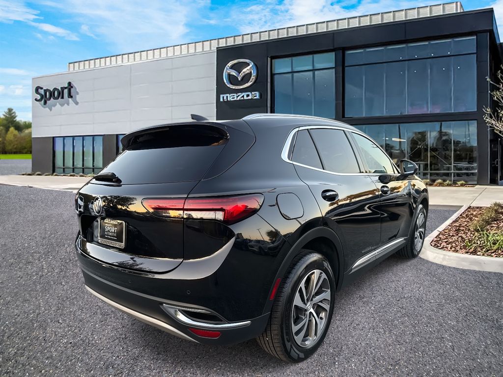 2023 Buick Envision Essence photo 3