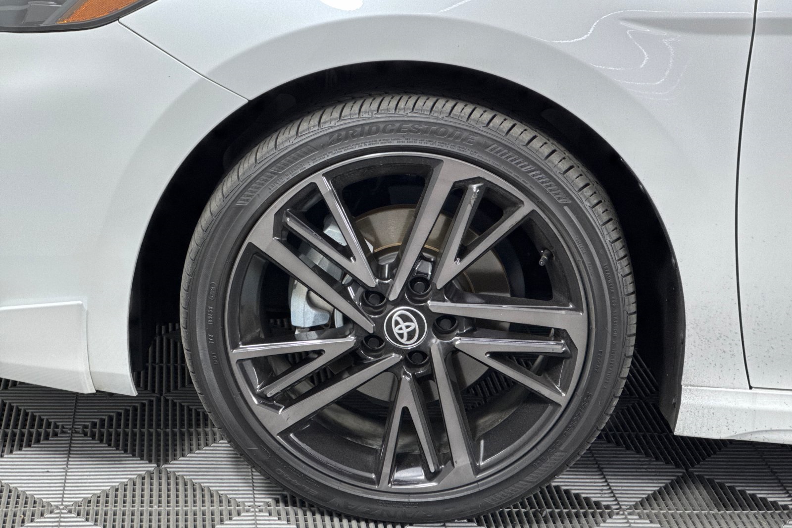 2025 Toyota Camry XSE photo 24