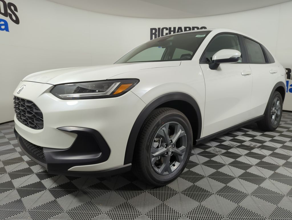 2026 Honda HR-V LX's photo