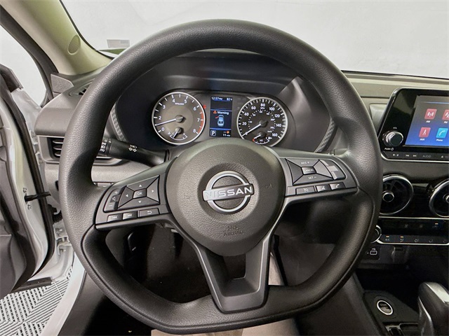 2025 Nissan Sentra S photo 8