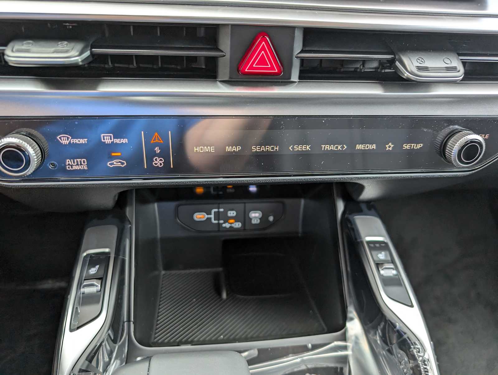 2026 Kia Sorento S photo 25