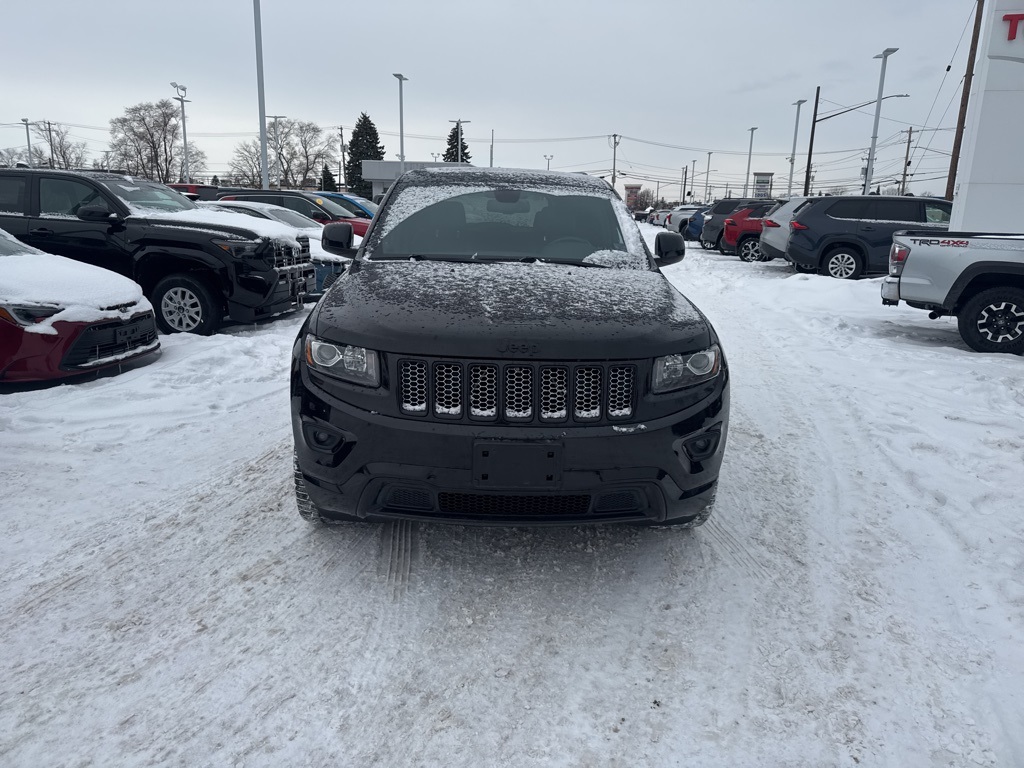 Used 2015 Jeep Grand Cherokee Laredo with VIN 1C4RJFAG8FC720592 for sale in Williamsville, NY
