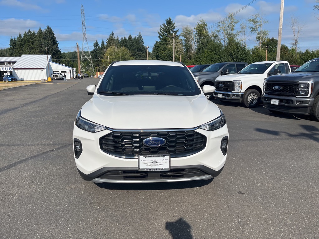 2025 Ford Escape ST-Line Select Hybrid photo 2