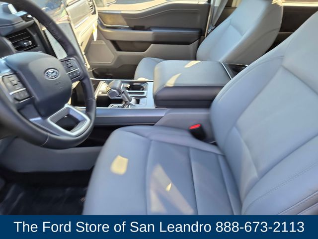 2025 Ford F-150 Lightning photo 14
