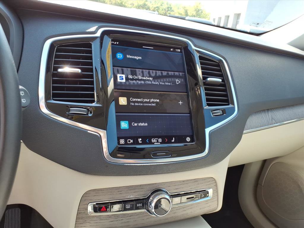 2023 Volvo XC90 Recharge Plus photo 16