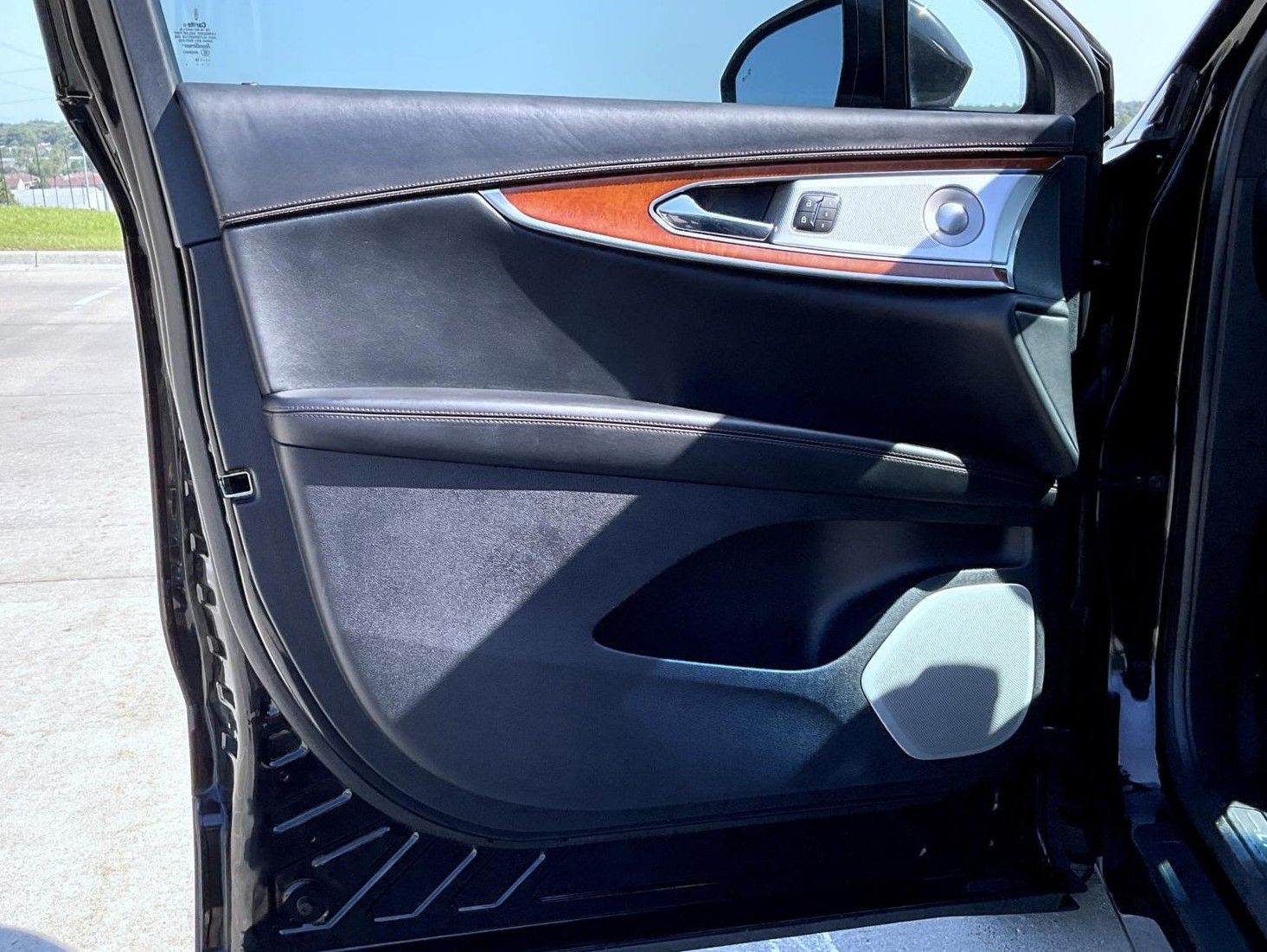 2019 Lincoln Nautilus Black Label photo 9