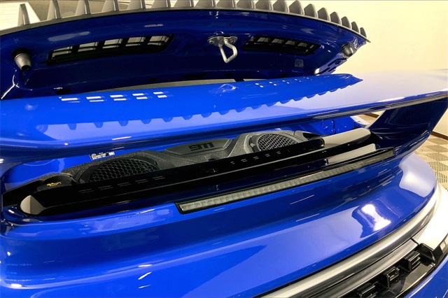2025 Porsche 911 GTS photo 24
