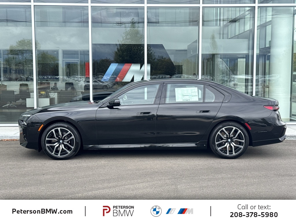 2026 Bmw 760i xDrive photo 2