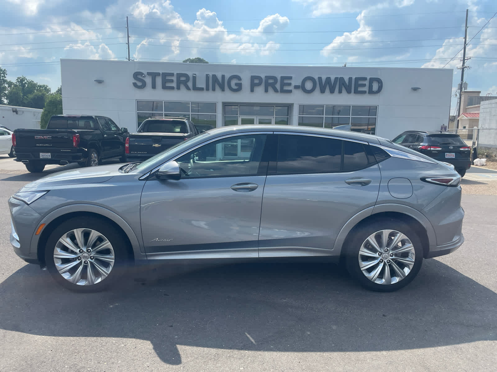 2024 Buick Envista Avenir photo 3