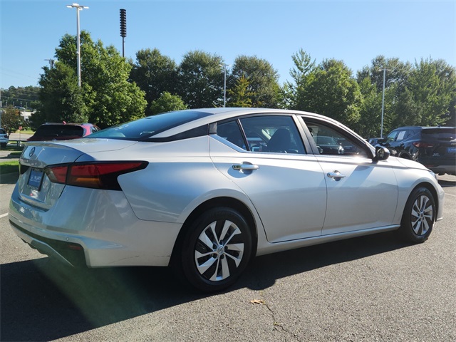 2024 Nissan Altima 2.5 S photo 3
