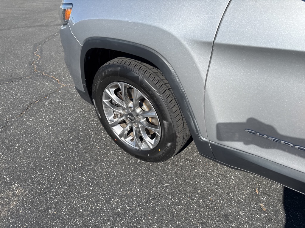 2020 Jeep Cherokee Latitude photo 8