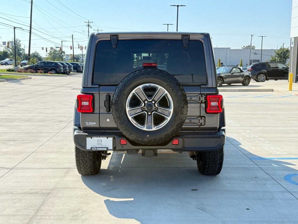 2020 Jeep Wrangler Unlimited Sahara photo 4