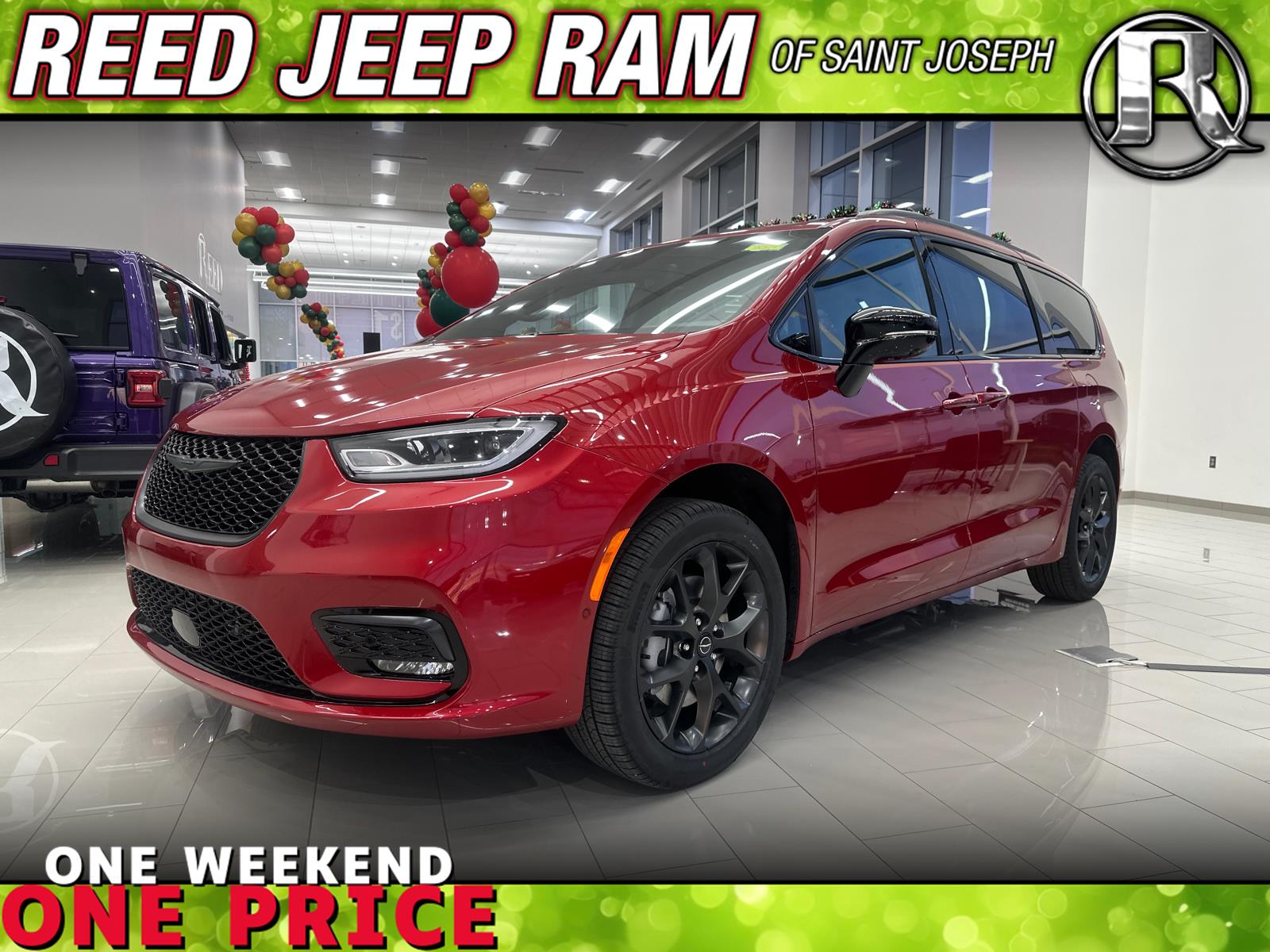 2026 Chrysler Pacifica Limited's photo