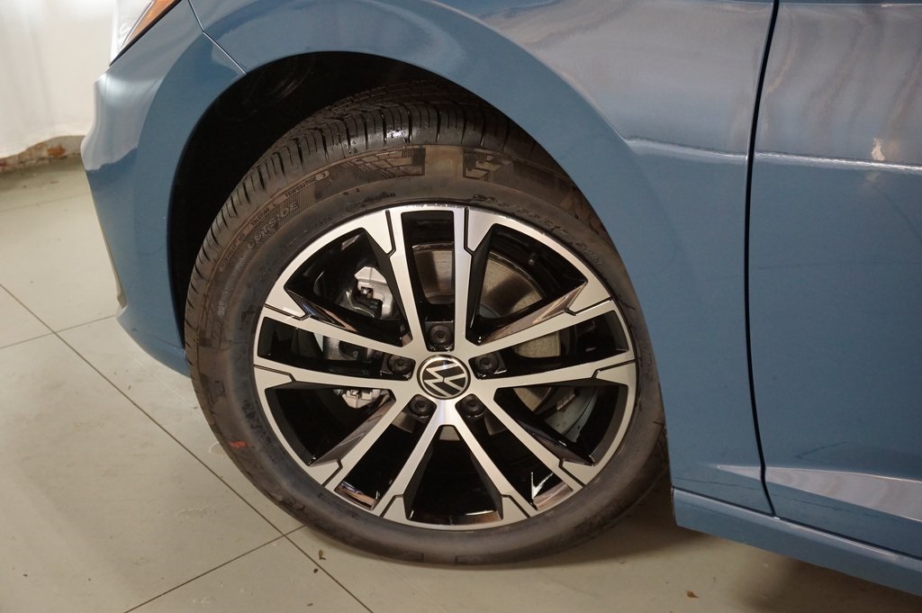 2025 Volkswagen Jetta 1.5T Sport photo 24