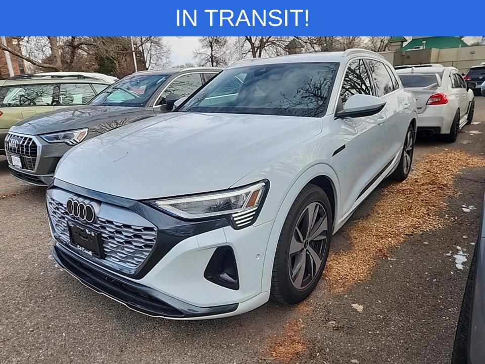 2024 Audi Q8 e-tron Premium Plus's photo