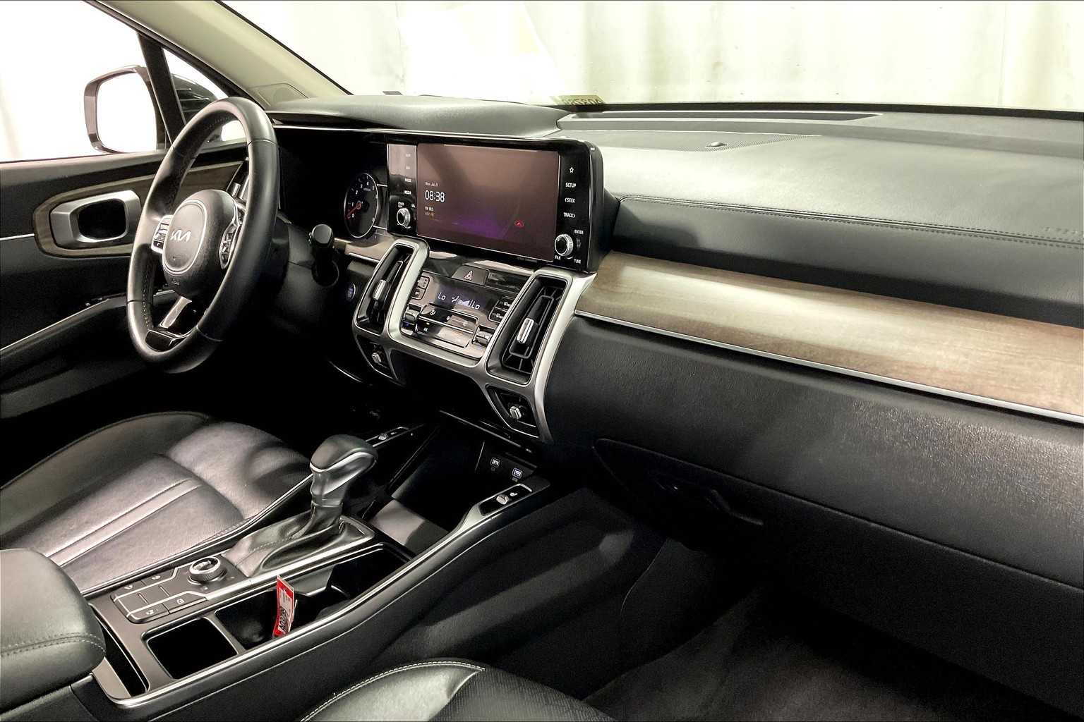2022 Kia Sorento X-Line S photo 13