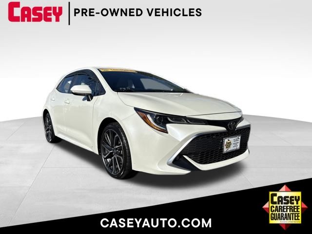 2019 Toyota Corolla Hatchback XSE's photo