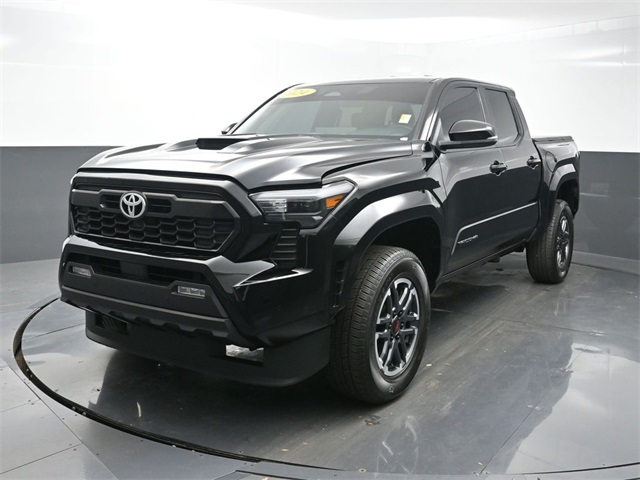 2024 Toyota Tacoma TRD Sport's photo