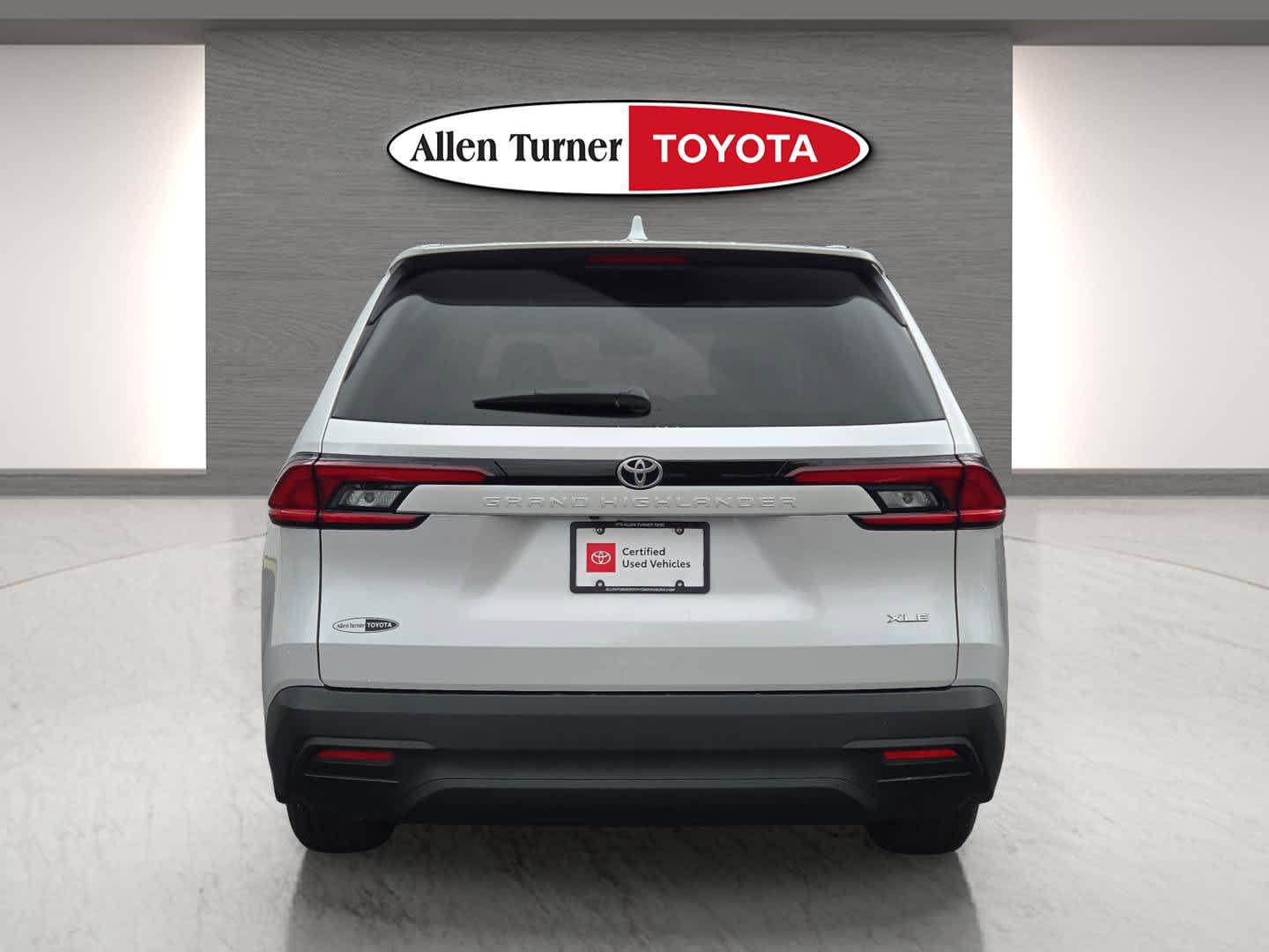 2025 Toyota Grand Highlander XLE photo 7