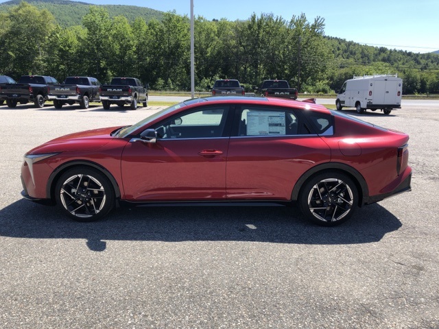 2025 Kia K4 GT-Line photo 6