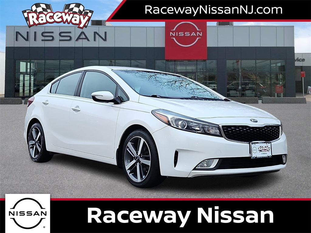 2017 Kia Forte EX's photo