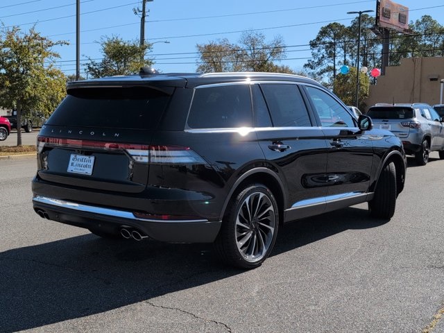 2026 Lincoln Aviator Reserve photo 3