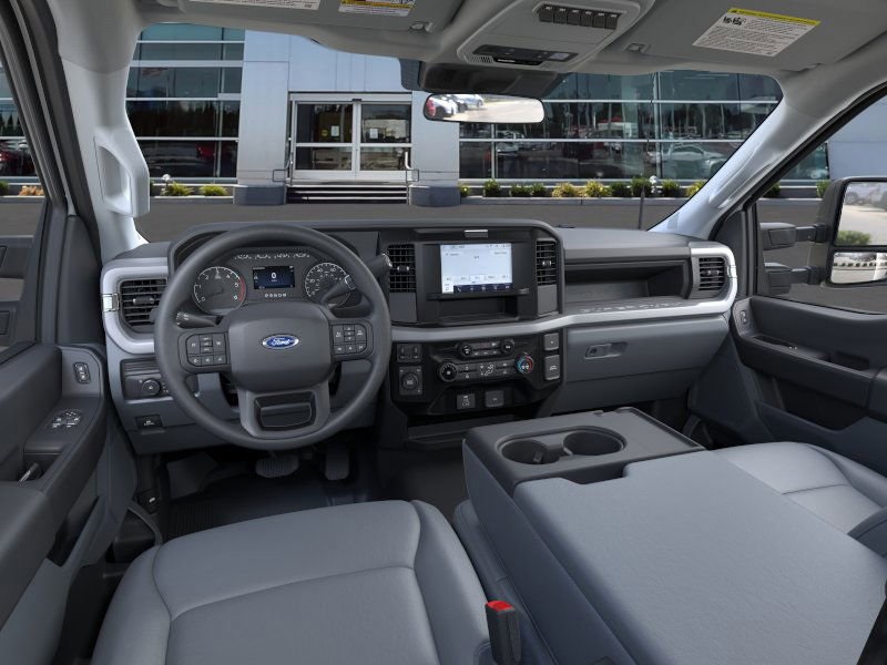 2025 Ford F-350 XL photo 9